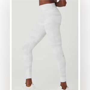 Alo Camo Women’s Leggings